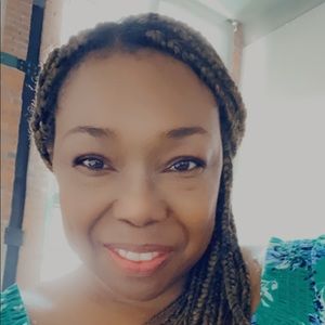 Meet your Posher, Kim